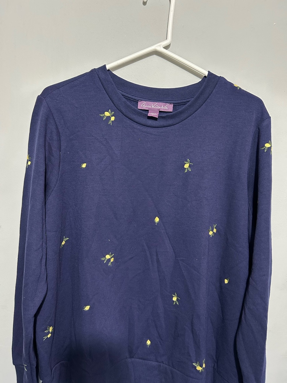Vineyard Vines Navy Long-Sleeve Tee with Lemon Motif